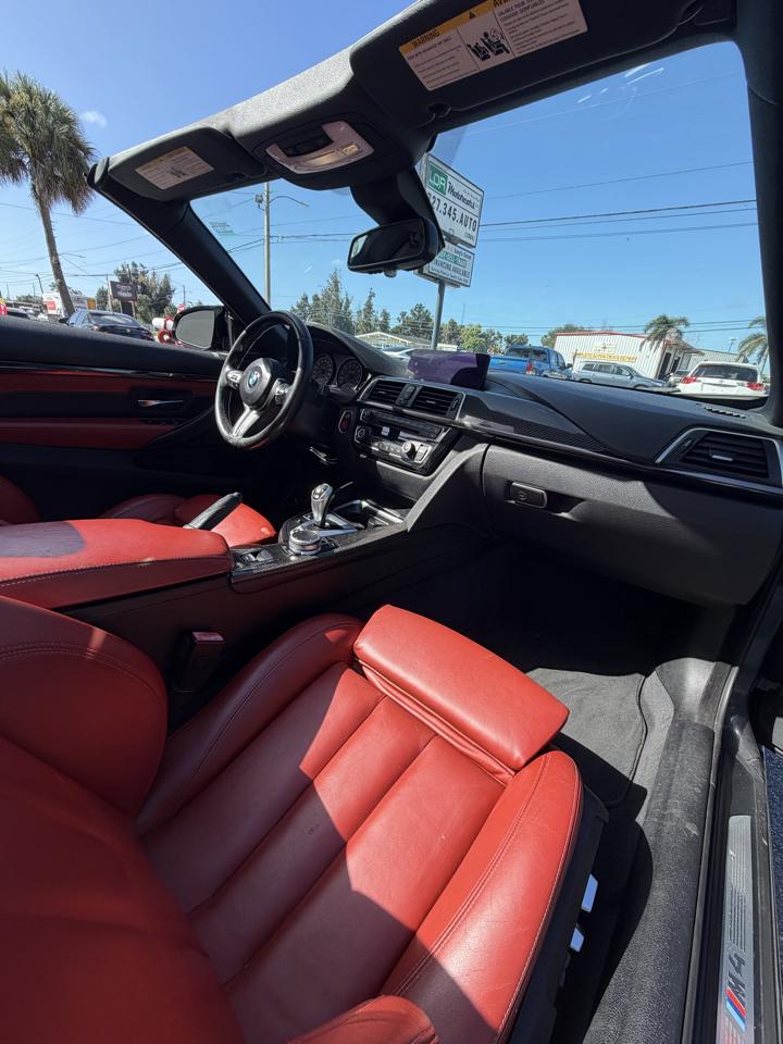 BMW M4 Convertible 2020