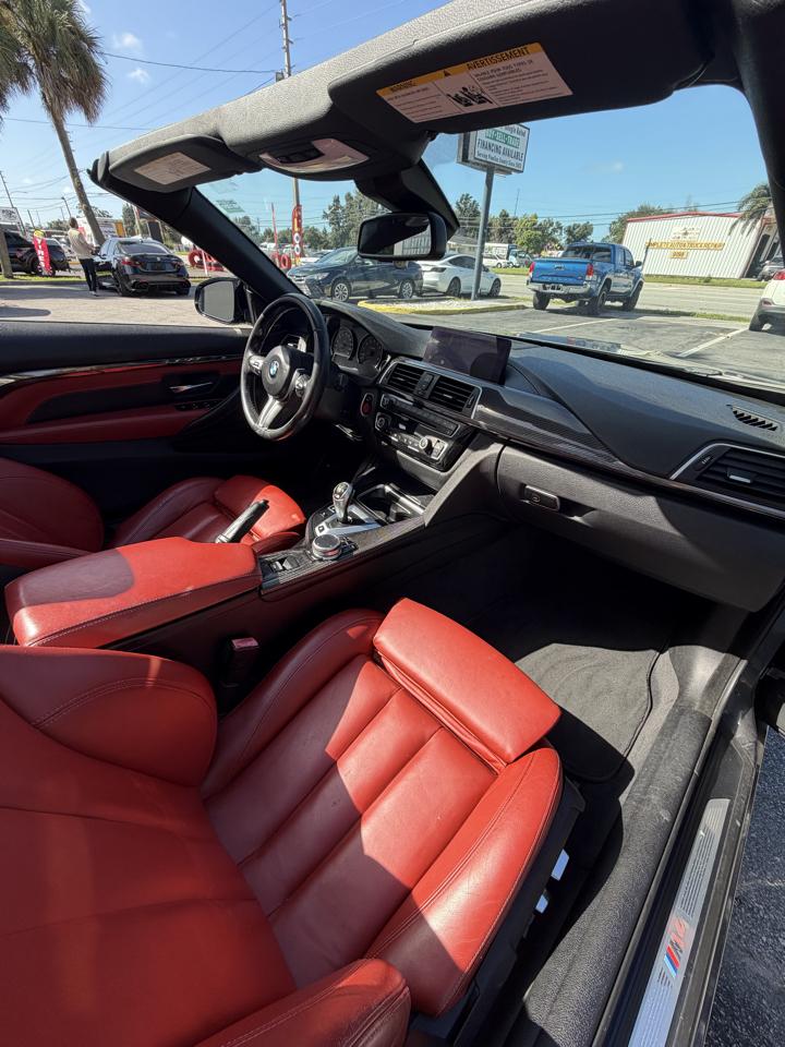 BMW M4 Convertible 2020