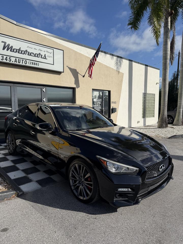 Infiniti Q50 Red Sport 400 AWD 2017