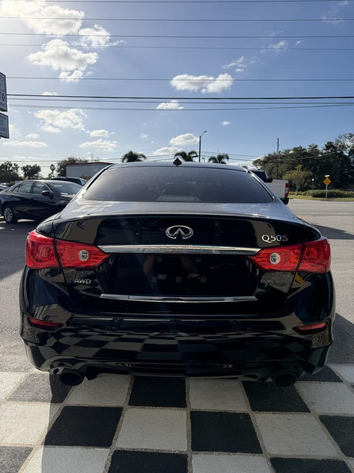 Infiniti Q50 Red Sport 400 AWD 2017