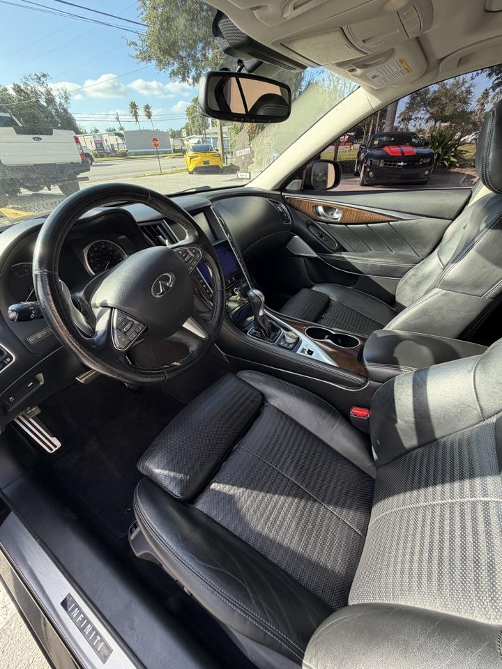 Infiniti Q50 Red Sport 400 AWD 2017