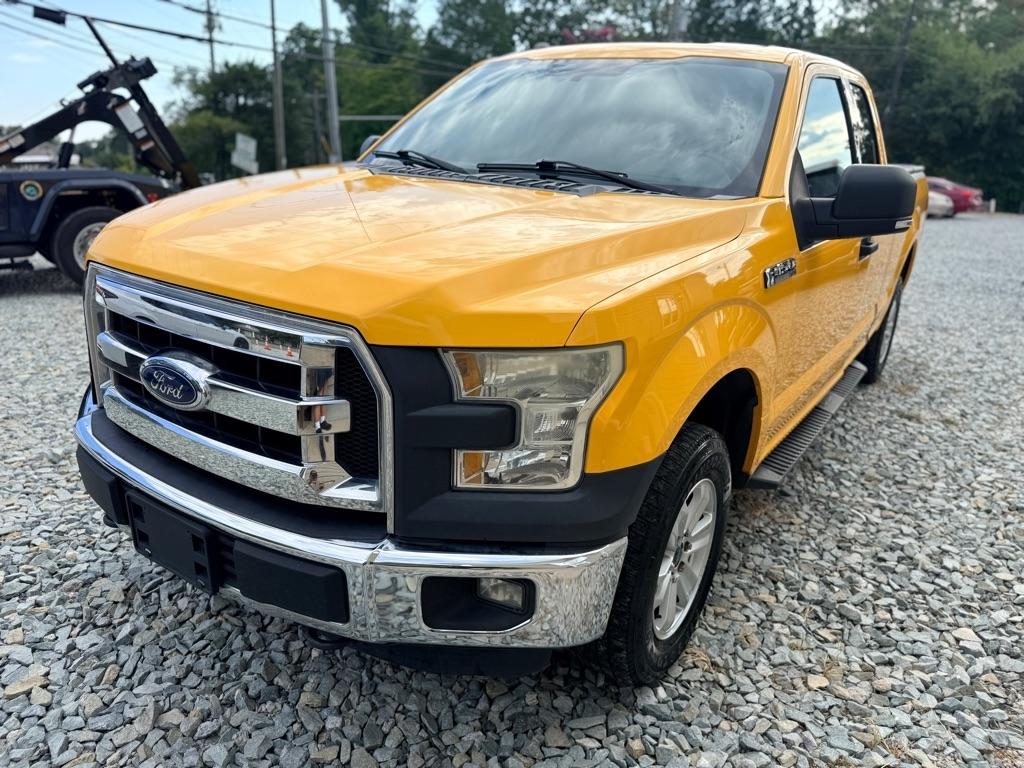 Ford F-150 XL SuperCab 8-ft. Bed 4WD 2015