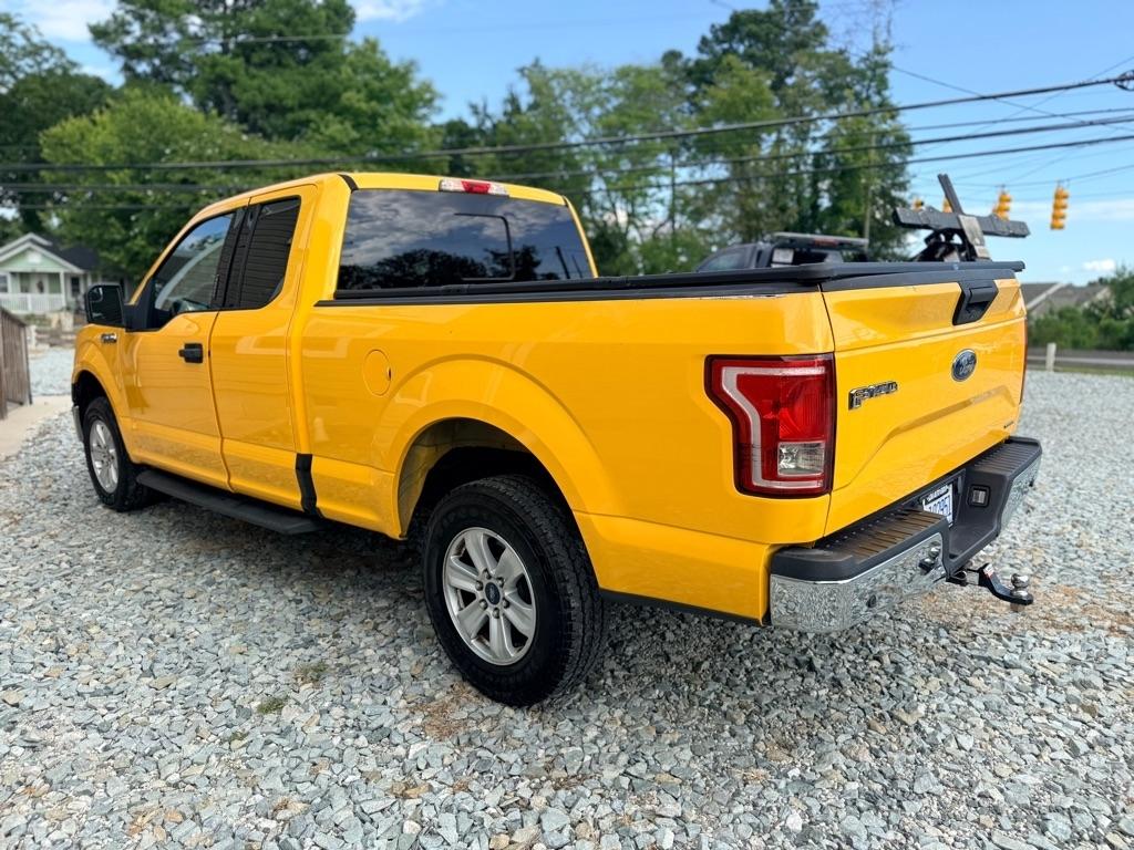 Ford F-150 XL SuperCab 8-ft. Bed 4WD 2015