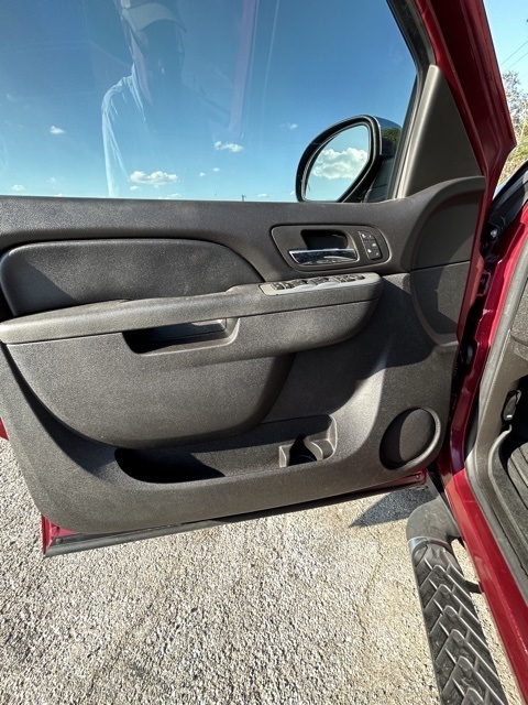 Chevrolet Suburban  2010