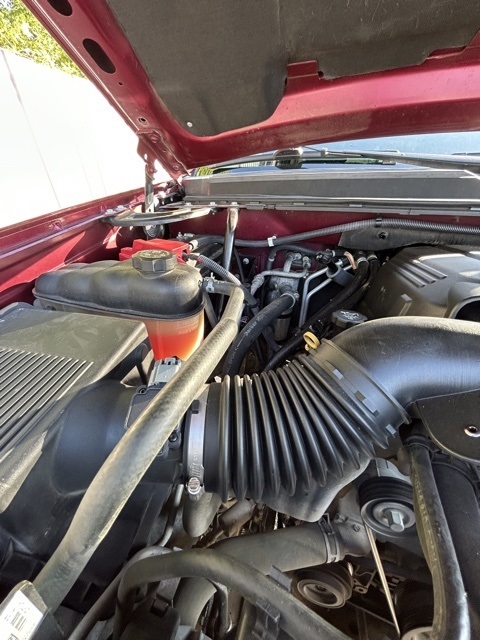 Chevrolet Suburban  2010