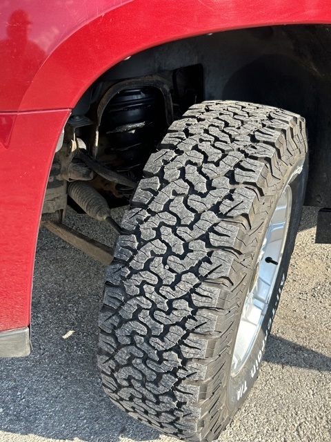 Chevrolet Suburban  2010