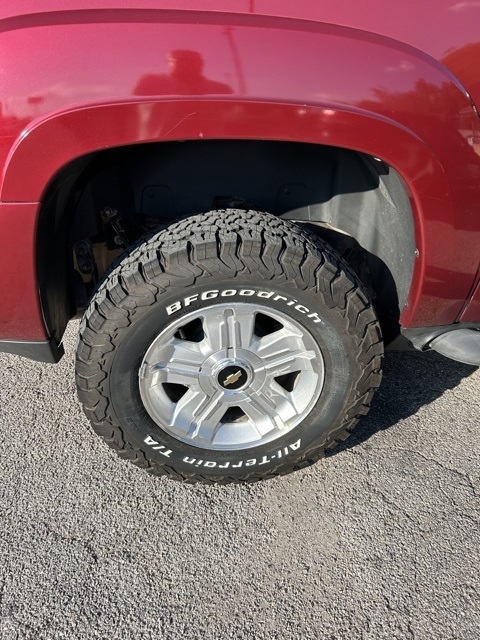 Chevrolet Suburban  2010