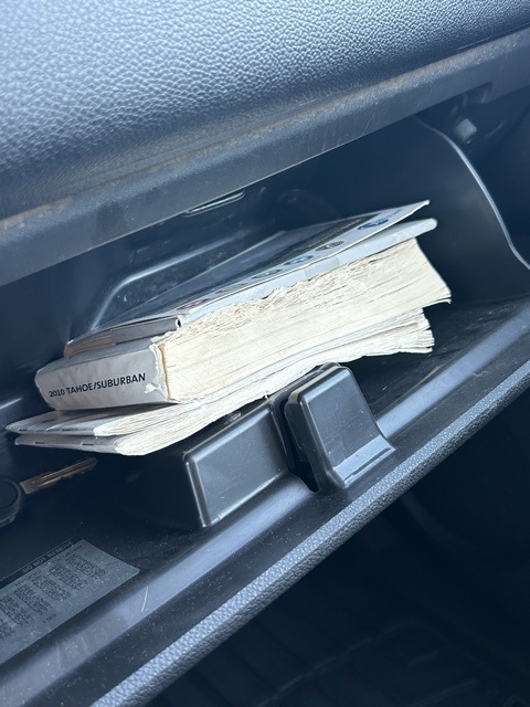 Chevrolet Suburban  2010