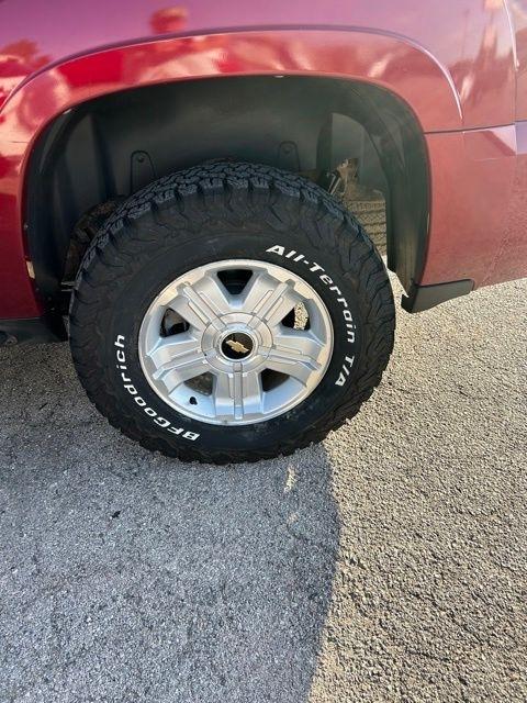 Chevrolet Suburban  2010