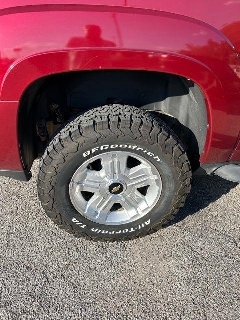 Chevrolet Suburban  2010