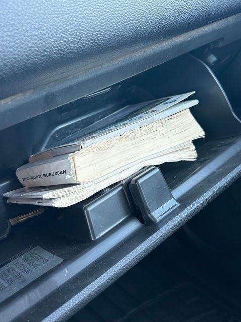 Chevrolet Suburban  2010