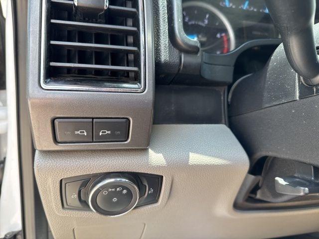 Ford Super Duty F-350 DRW  2019