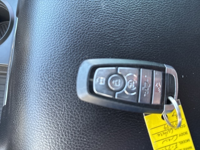 Ford Super Duty F-250 SRW  2017