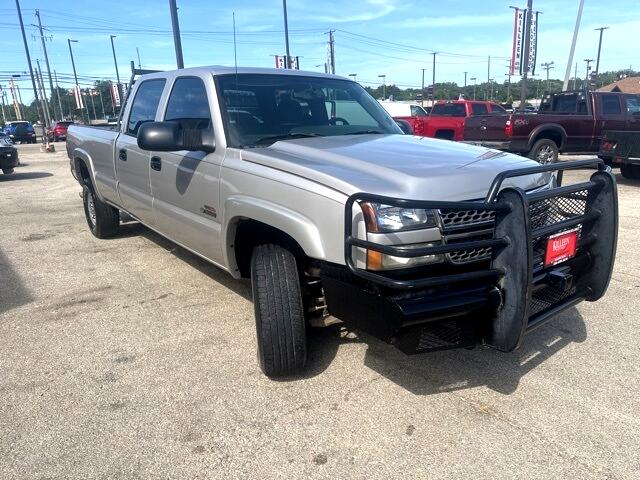 2005 Chevrolet Silverado 3500HD LS photo 4