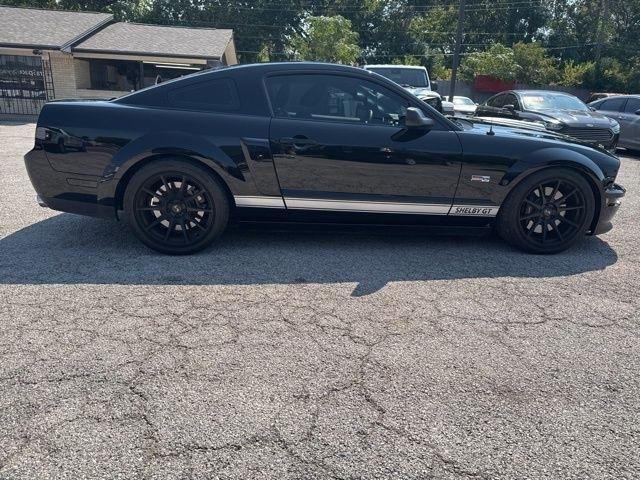 Ford Mustang  2007