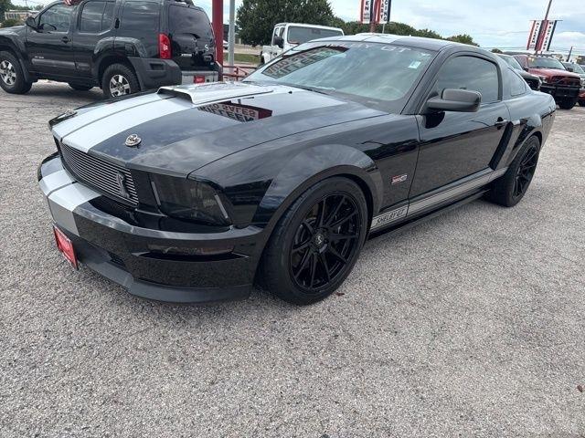 Ford Mustang  2007