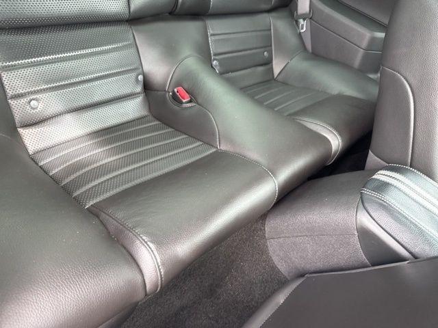 Ford Mustang  2007