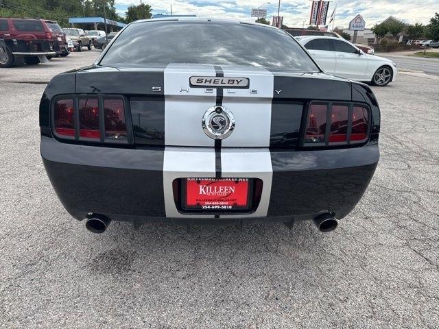 Ford Mustang  2007