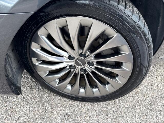 2018 Genesis G90 3.3T Premium photo 5