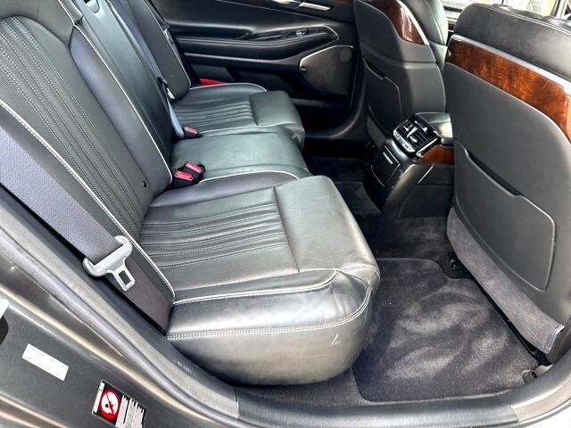 2018 Genesis G90 3.3T Premium photo 14