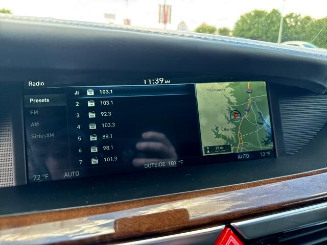 2018 Genesis G90 3.3T Premium photo 31
