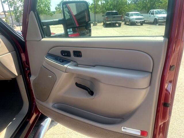 2004 Chevrolet Silverado 3500HD Base photo 7
