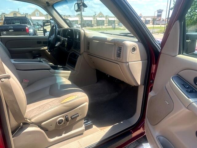 2004 Chevrolet Silverado 3500HD Base photo 8