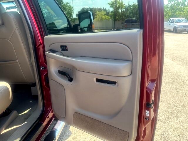 2004 Chevrolet Silverado 3500HD Base photo 9