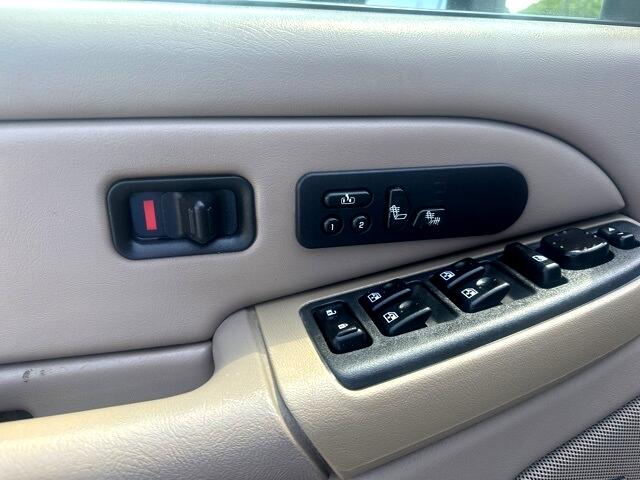 2004 Chevrolet Silverado 3500HD Base photo 20