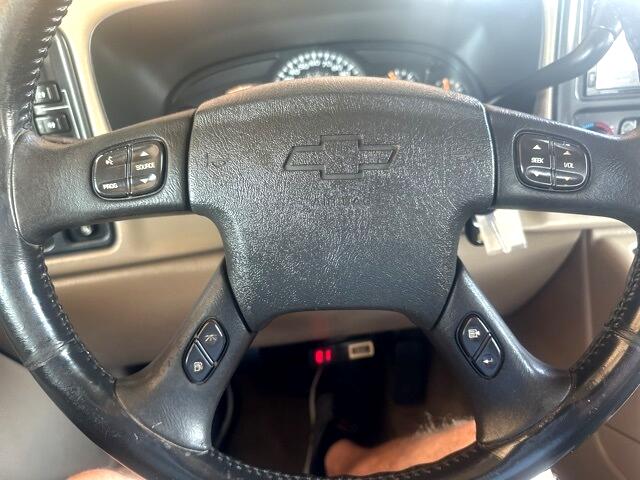 2004 Chevrolet Silverado 3500HD Base photo 24