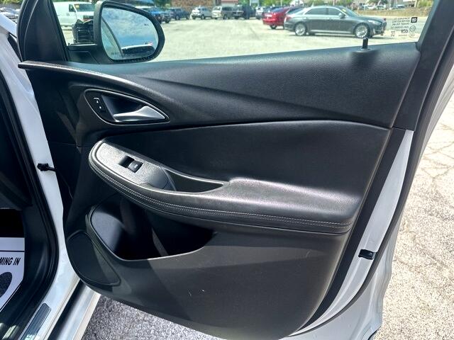 2020 Buick Encore GX Select photo 3
