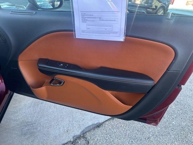 Dodge Challenger  2017