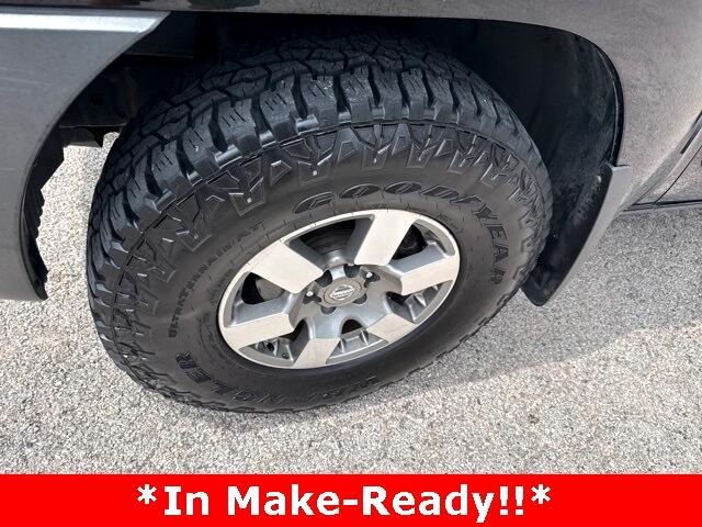 2010 Nissan Xterra Off-Road photo 2
