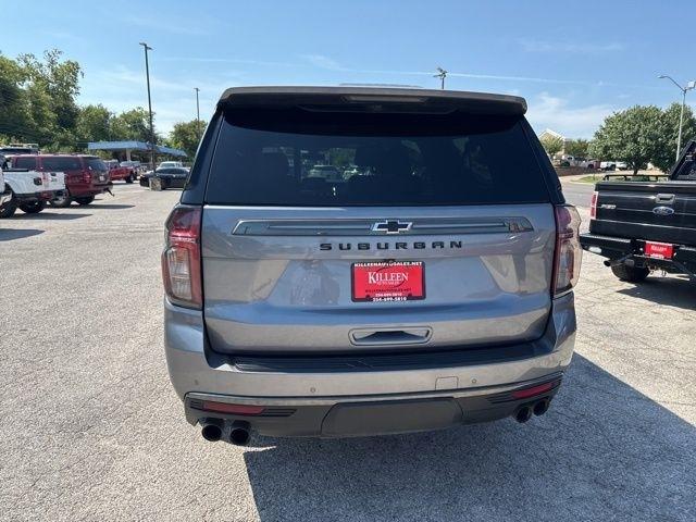 Chevrolet Suburban  2022