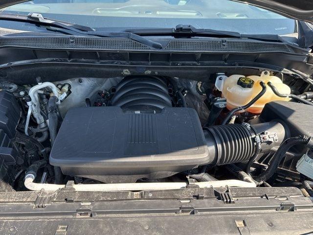 Chevrolet Suburban  2022