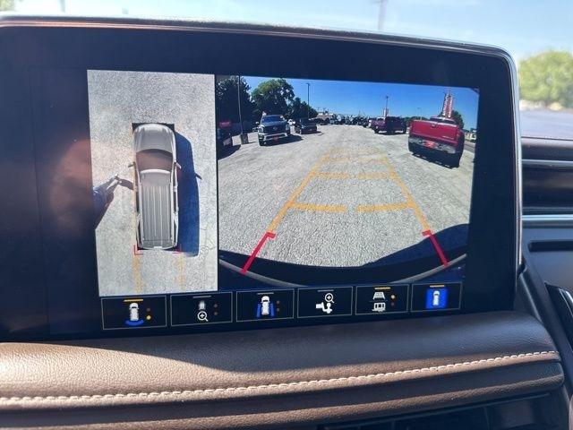 Chevrolet Suburban  2022