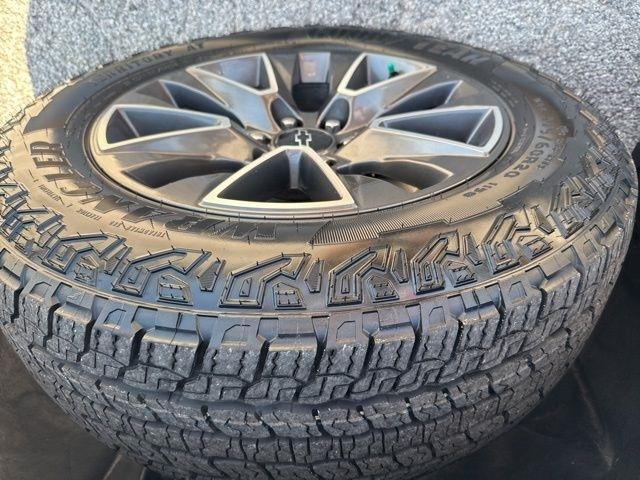 Chevrolet Suburban  2022