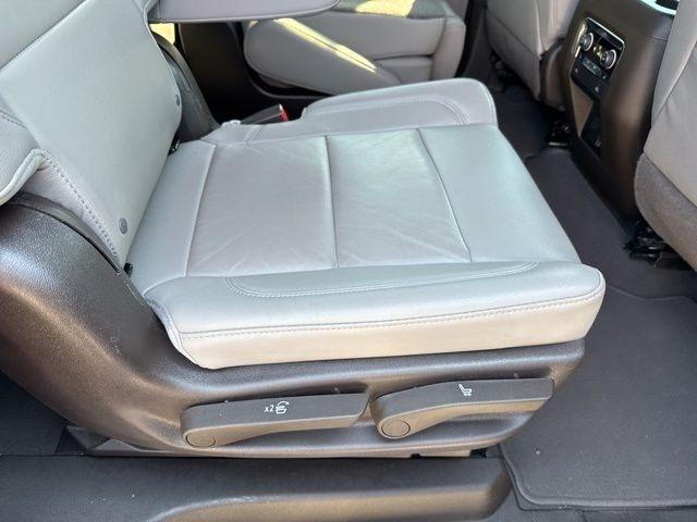 Chevrolet Suburban  2022