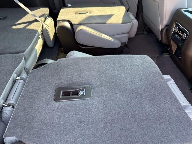 Chevrolet Suburban  2022