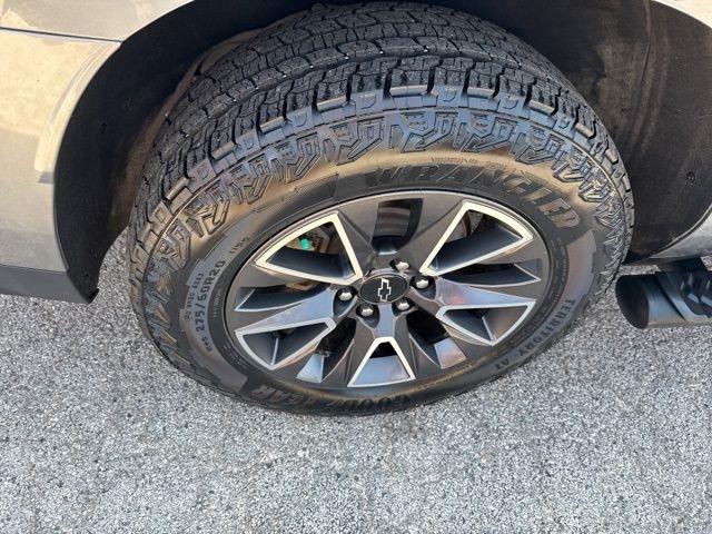 Chevrolet Suburban  2022