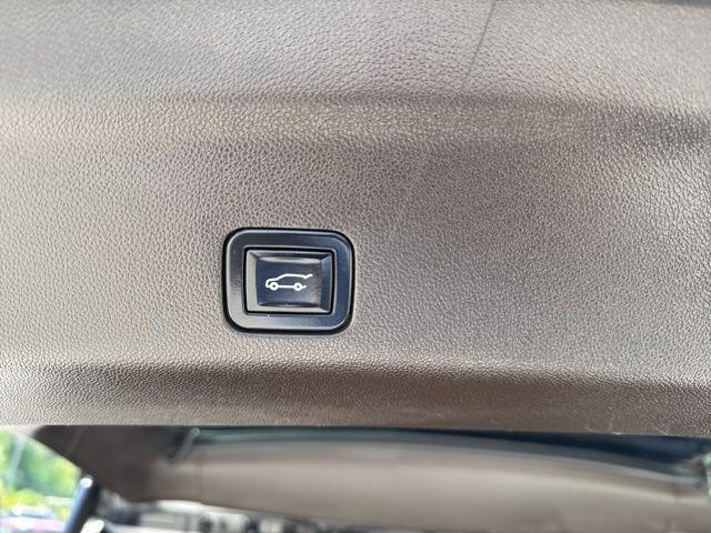 Chevrolet Suburban  2022