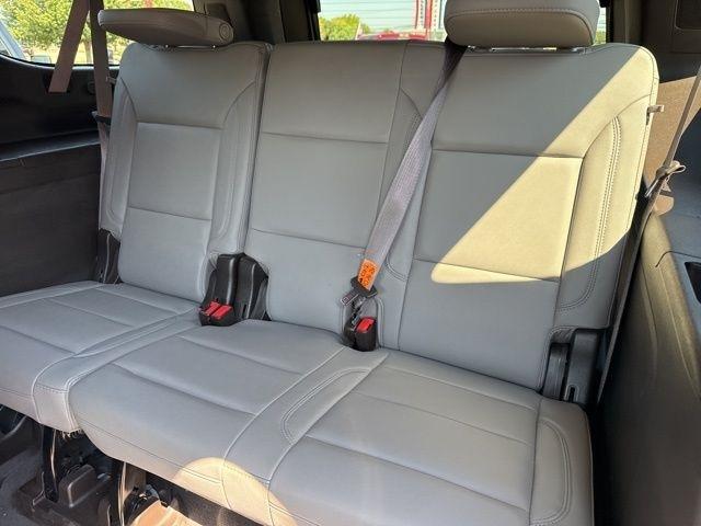 Chevrolet Suburban  2022