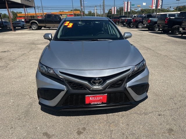 2023 Toyota Camry SE photo 3