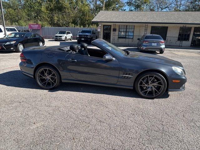 Mercedes-Benz SL-Class  2009