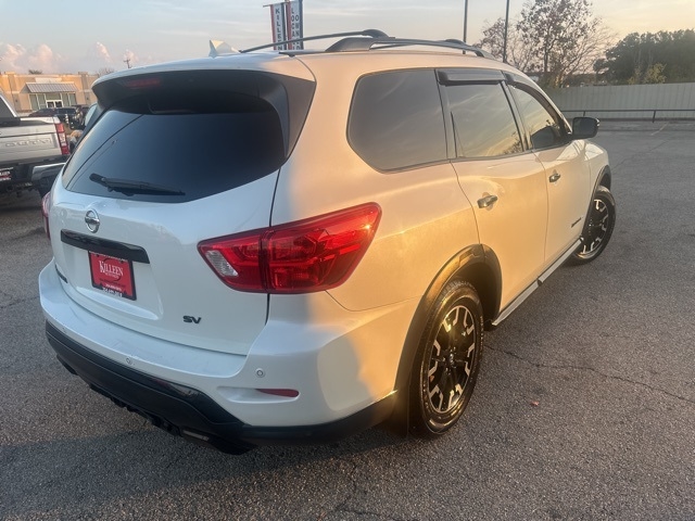 Nissan Pathfinder  2020