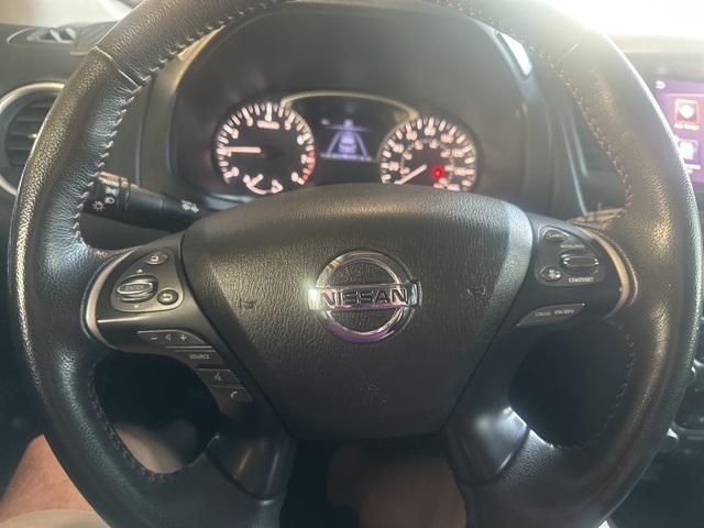 Nissan Pathfinder  2020