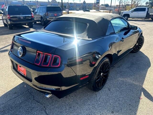 Ford Mustang  2014