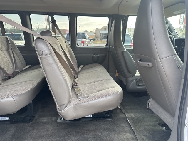 Chevrolet Express Passenger  2019
