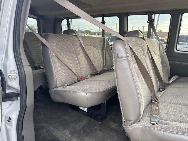 Chevrolet Express Passenger  2019