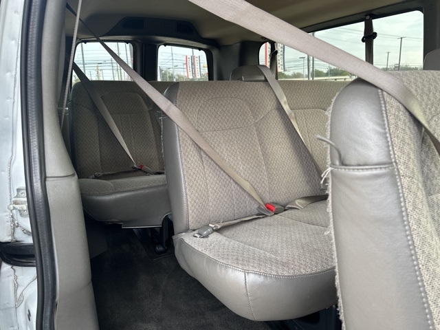 Chevrolet Express Passenger  2019